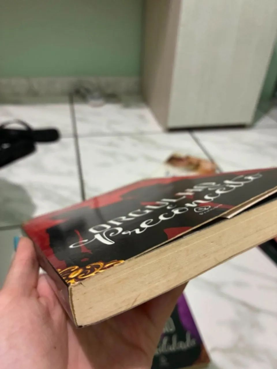 box com 3 livros: ORGULHO E PRECONCEITO  - Foto 2