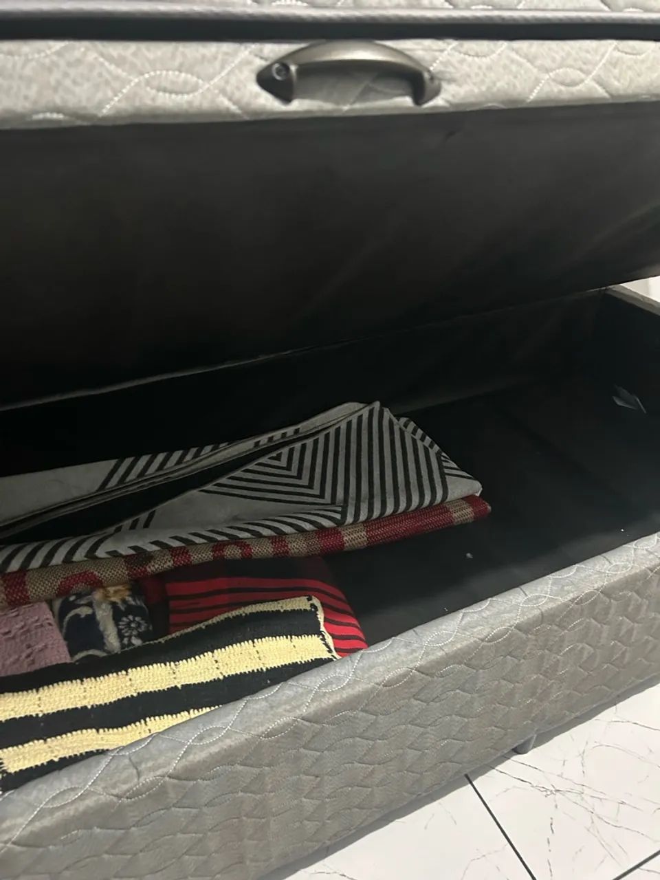 CAMA BOX SOLTEIRO COM CABECEIRA E BAÚ  - Foto 3