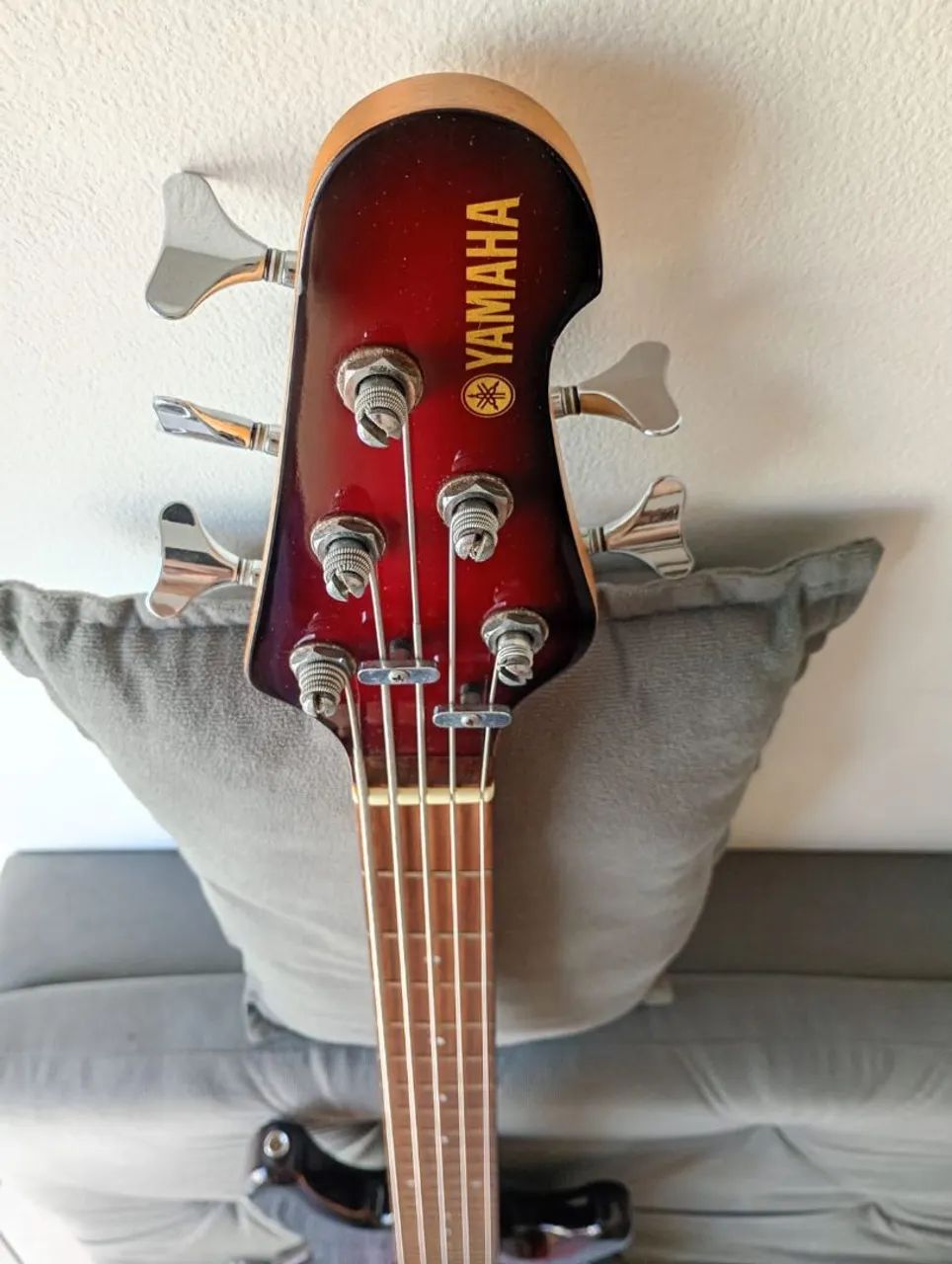 Baixo Yamaha BB 405 - Foto 4