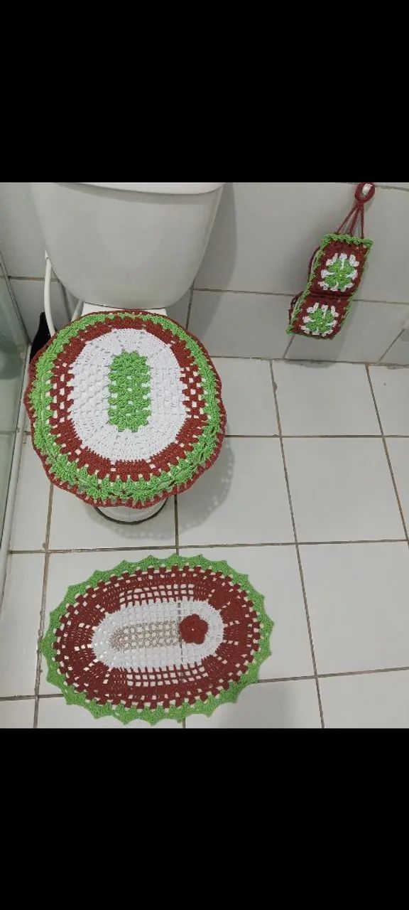 Jogo de banheiro em crochê/kit de banheiro 3 PEÇAS  - Foto 2