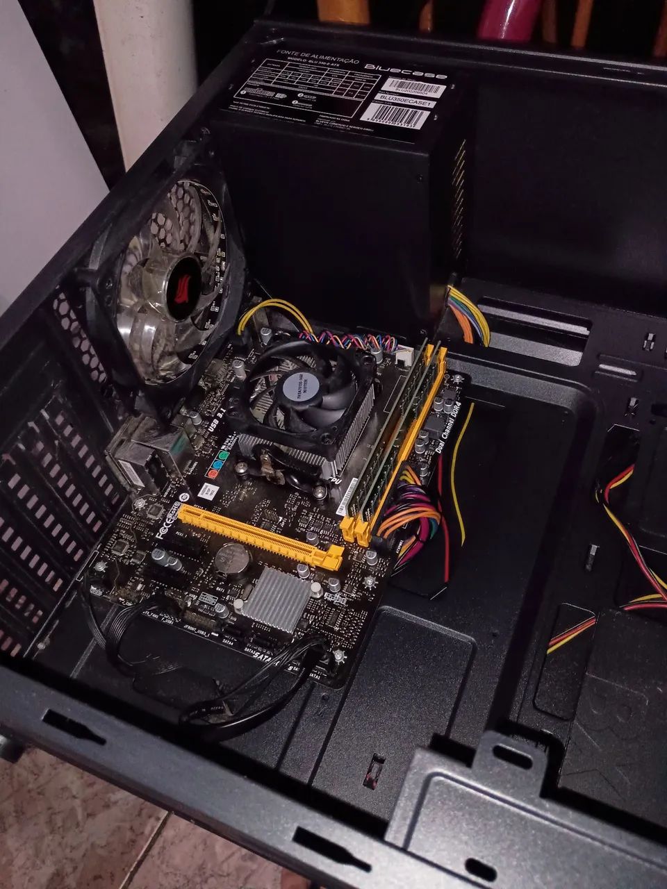 Computador 16GB de RAM, com teclado e mouse AMD - Foto 5
