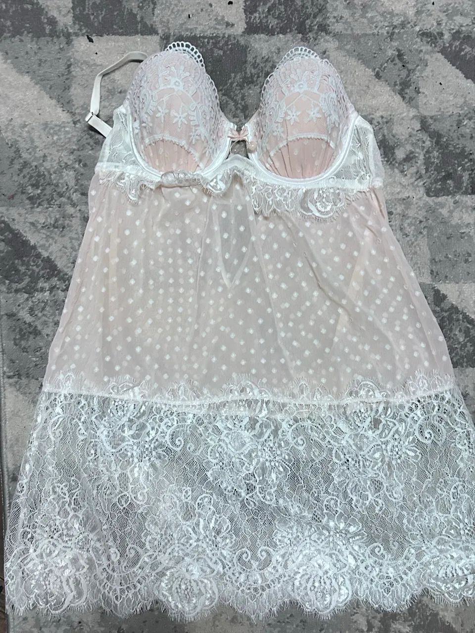 Lingerie Rosa tam 42