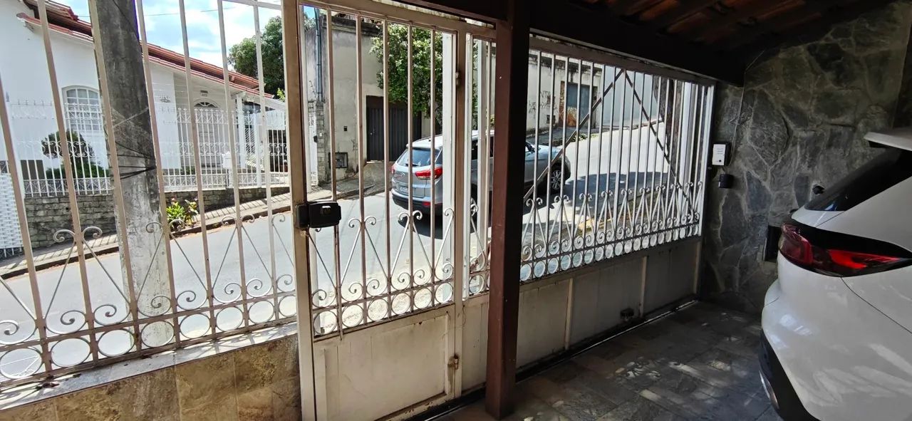 Grades e portão 