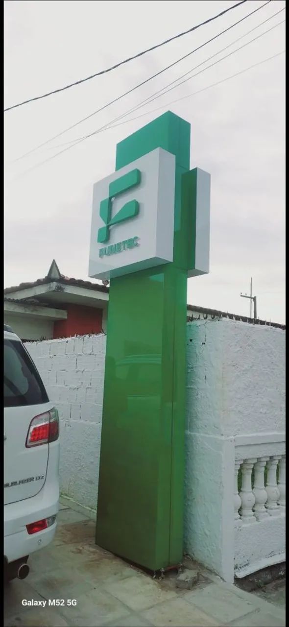 Totem, placas e letras em ACM - Foto 5