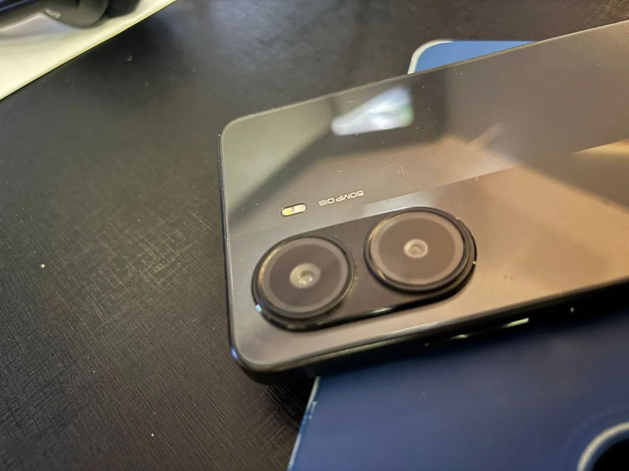 Poco X7 Pro 5G - 256 GB - Usado - Foto 3
