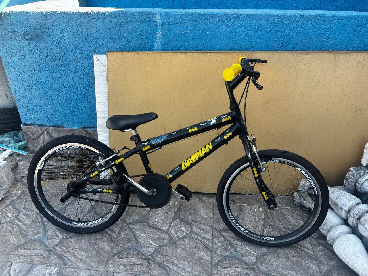 Bicicleta do Batman seminova 