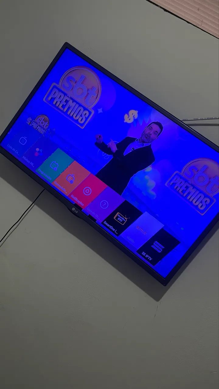 Tv Smart 32 polegadas, perfeitas condições. Funcionando 100% - Foto 5