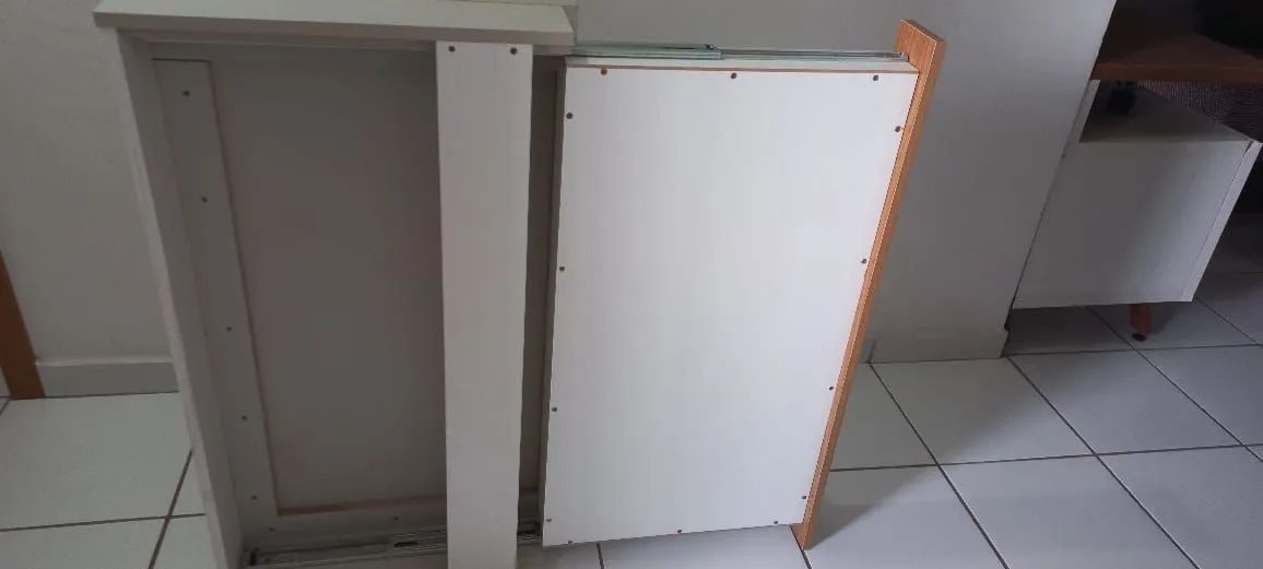 Vendo essa mesa de estudos planejada  - Foto 4