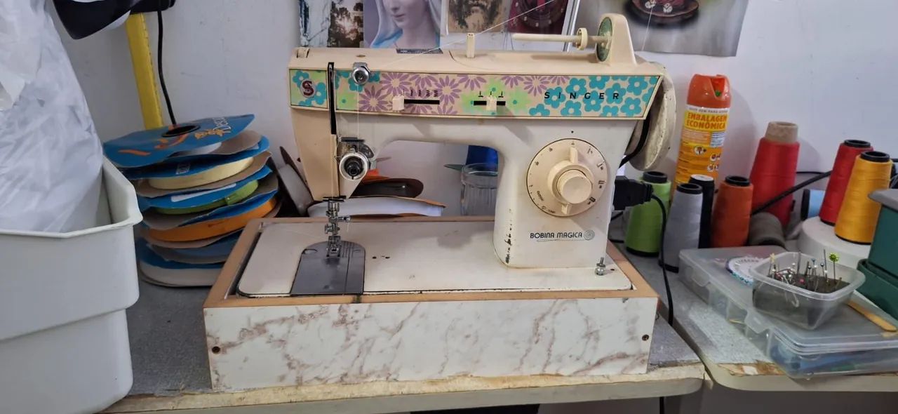 Máquina de costura Singer