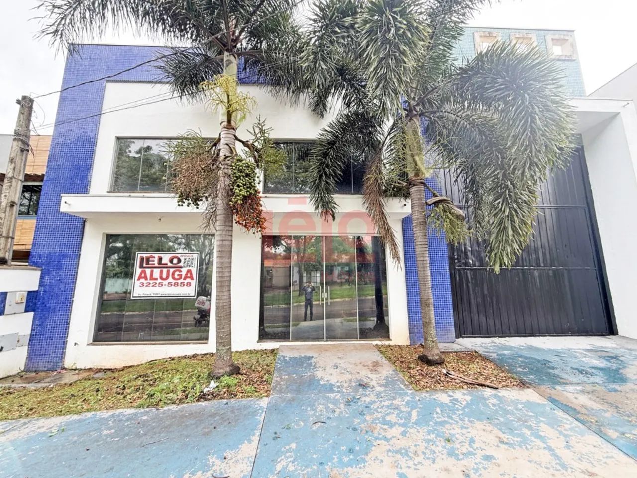 Barracão Comercial Amplo - Parque das grevíleas