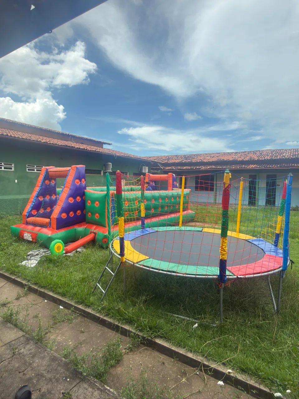 Locação de brinquedos infláveis
