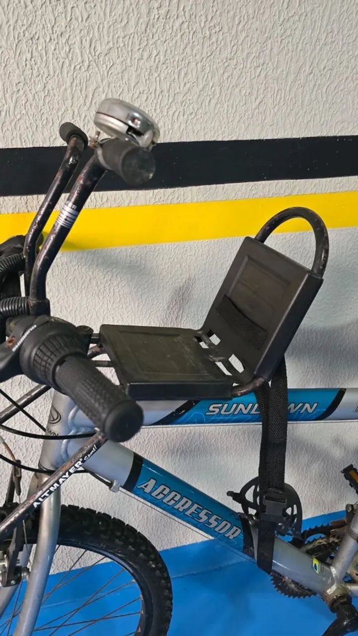 Cadeirinha infantil para bicicleta com cinto