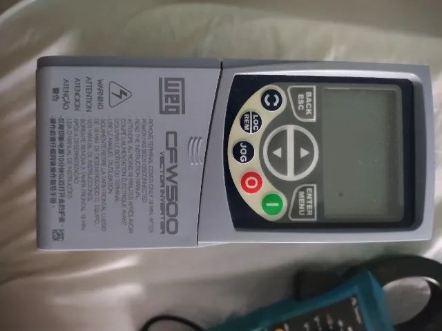 Vendo Inversor de frequência WEG CFW500