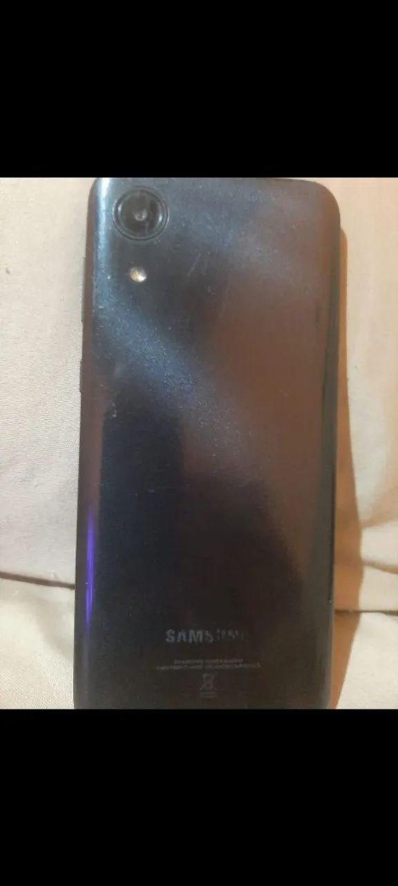 Vende se um celular - Foto 2