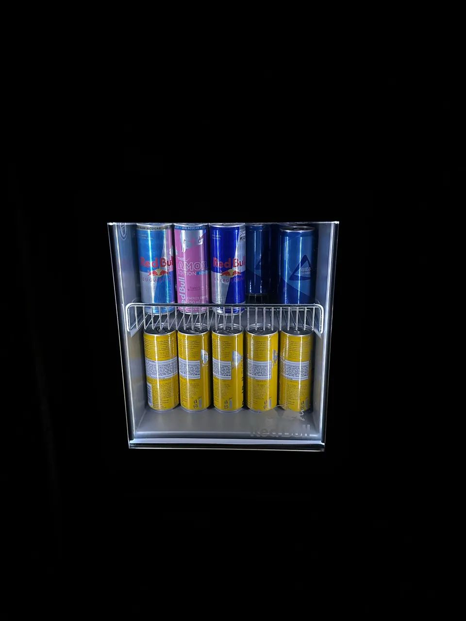 Expositor Redbull com iluminação  - Foto 2