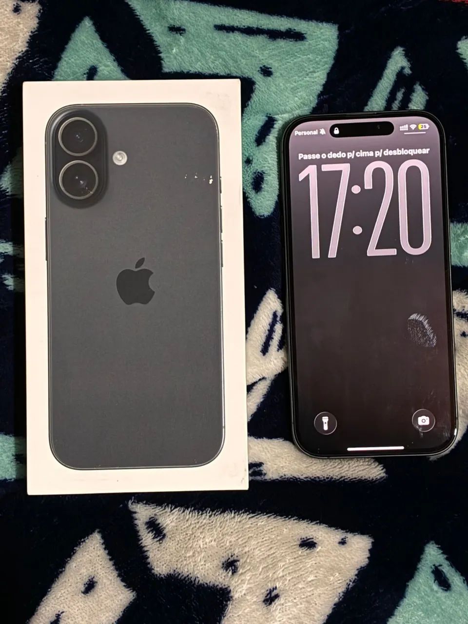 iPhone 17