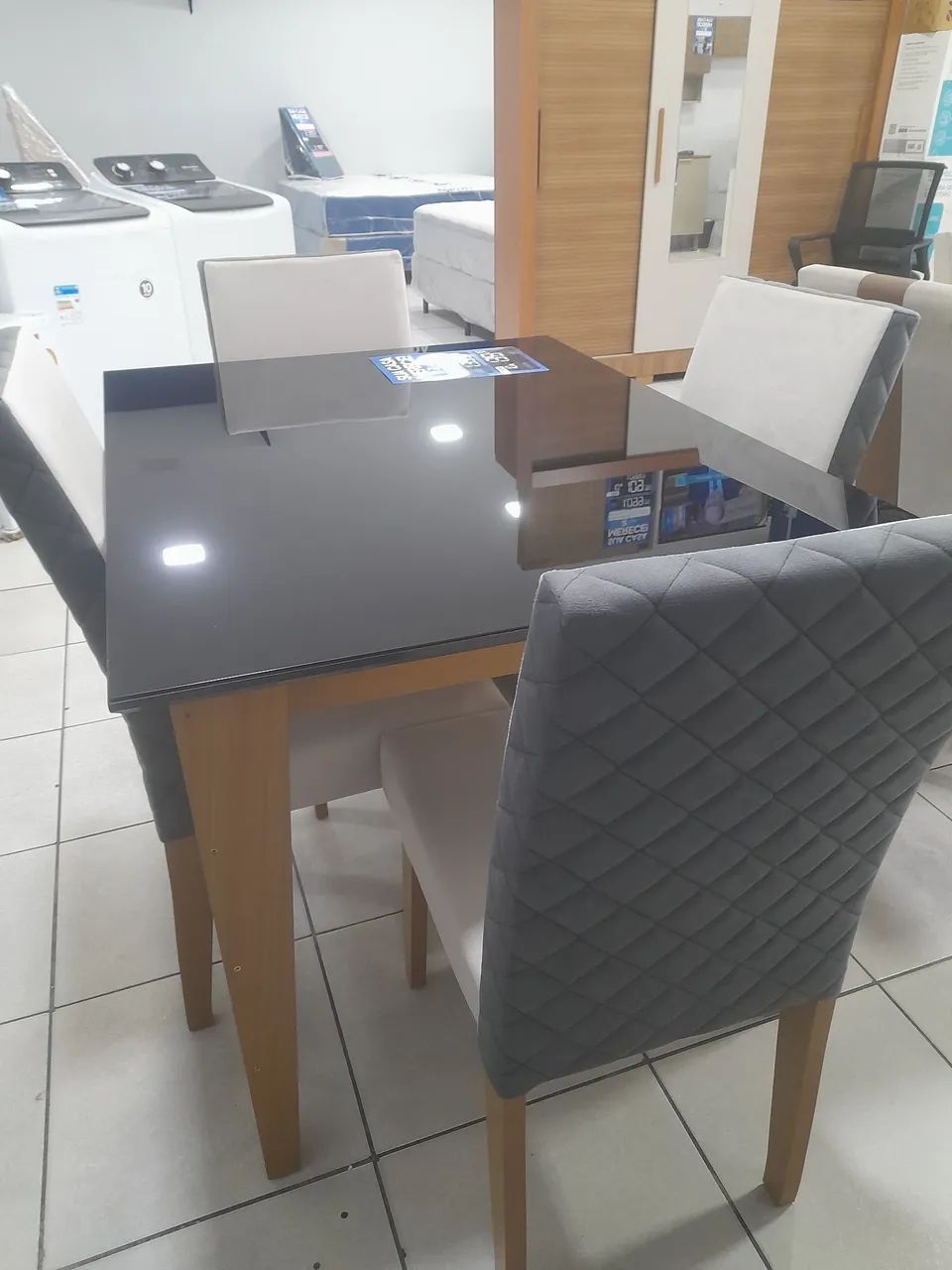 Conjunto mesa de jantar 4 cadeiras - Foto 2