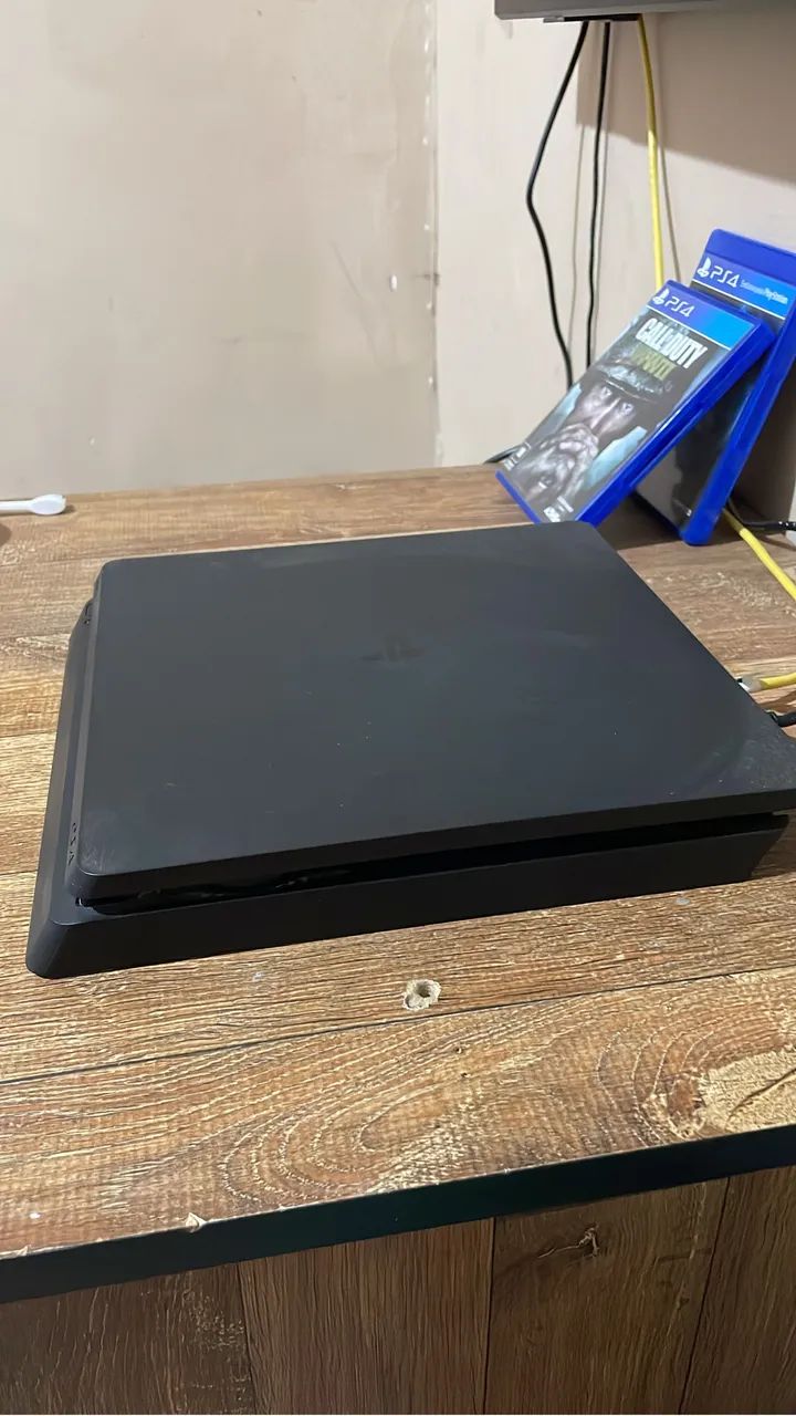Vendo ps4 slim 1tb muito novoo - Foto 3