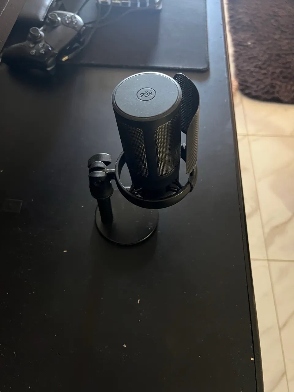 Vendo microfone Gamer  - Foto 2