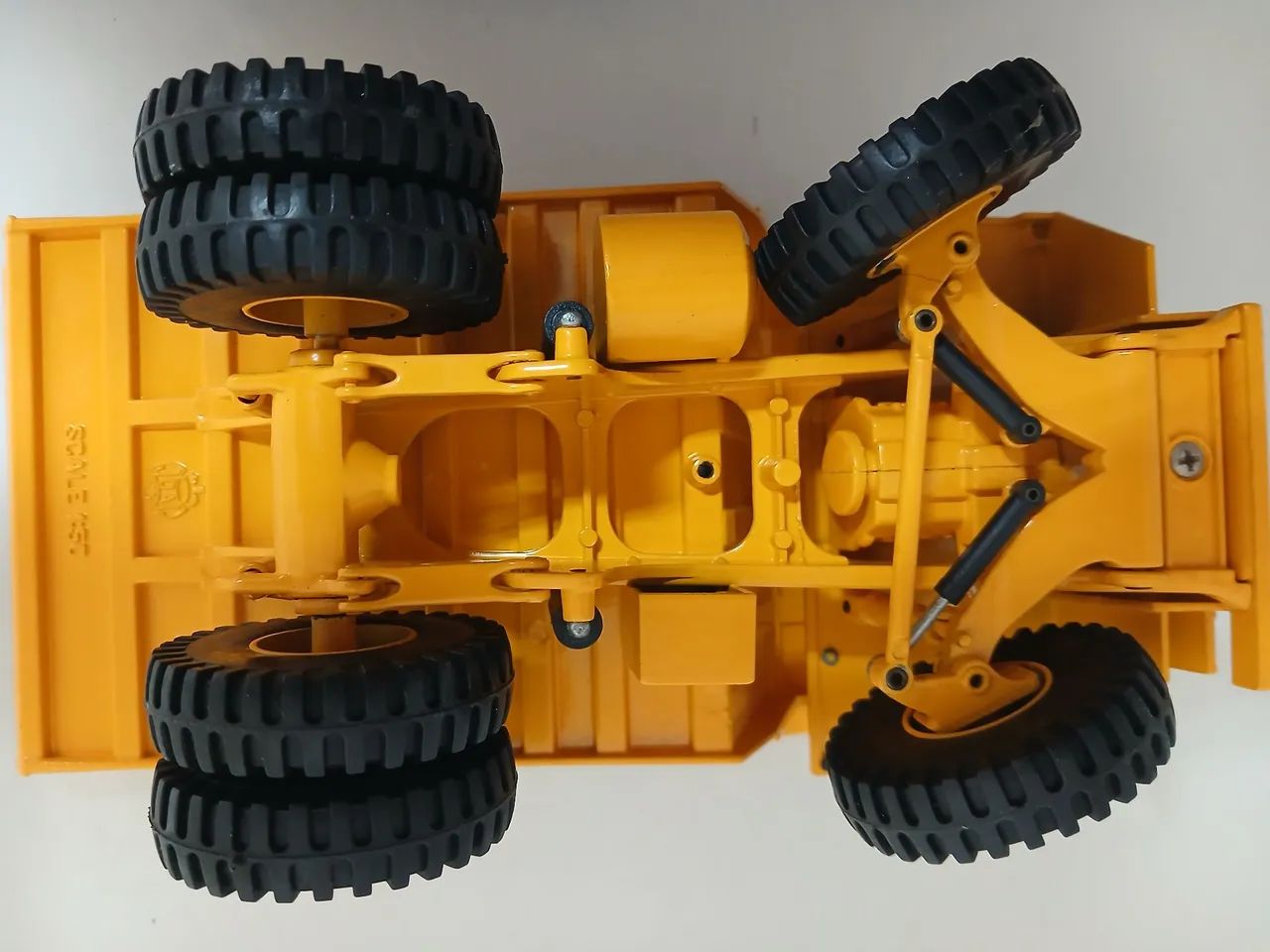Caminhão Euclid R 85B JOAL 1:50 - Foto 5