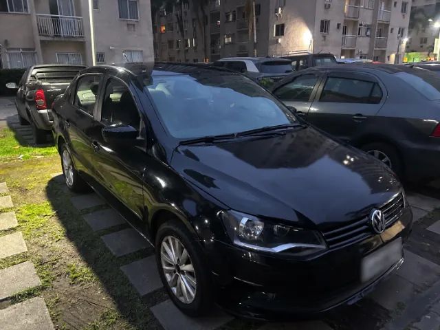 Volkswagen Voyage VOYAGE 1.0/1.0 City Mi Total Flex 8V 4p 2014