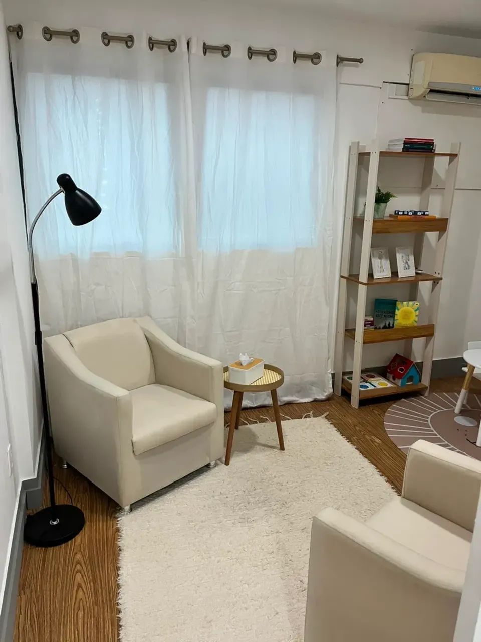 ALUGO SALA NO EDIFICIO MULTIEMPRESARIAL RENASCENÇA SEM MOBÍLIA - Foto 3