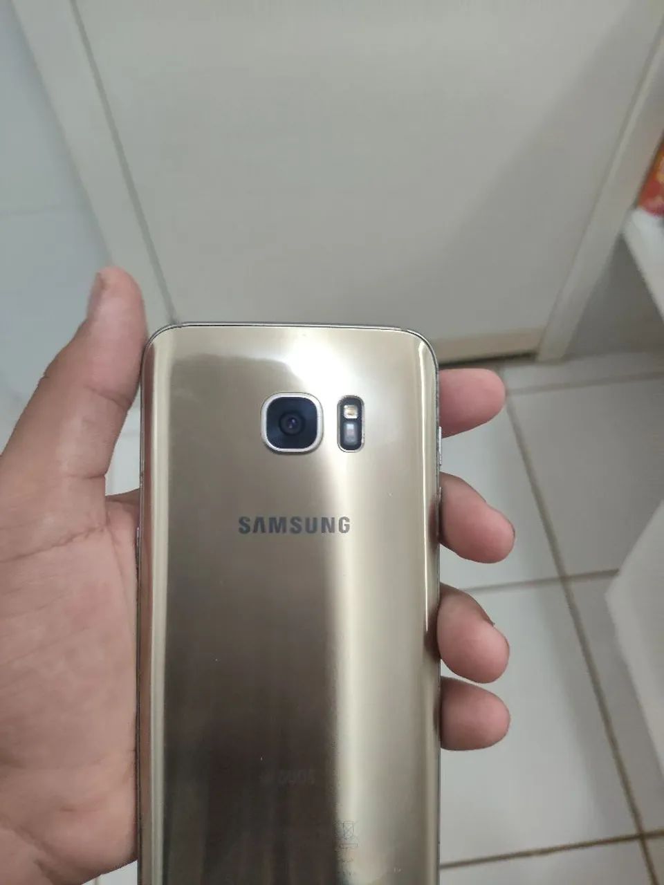 Vendi S7 Edge dourado  - Foto 4