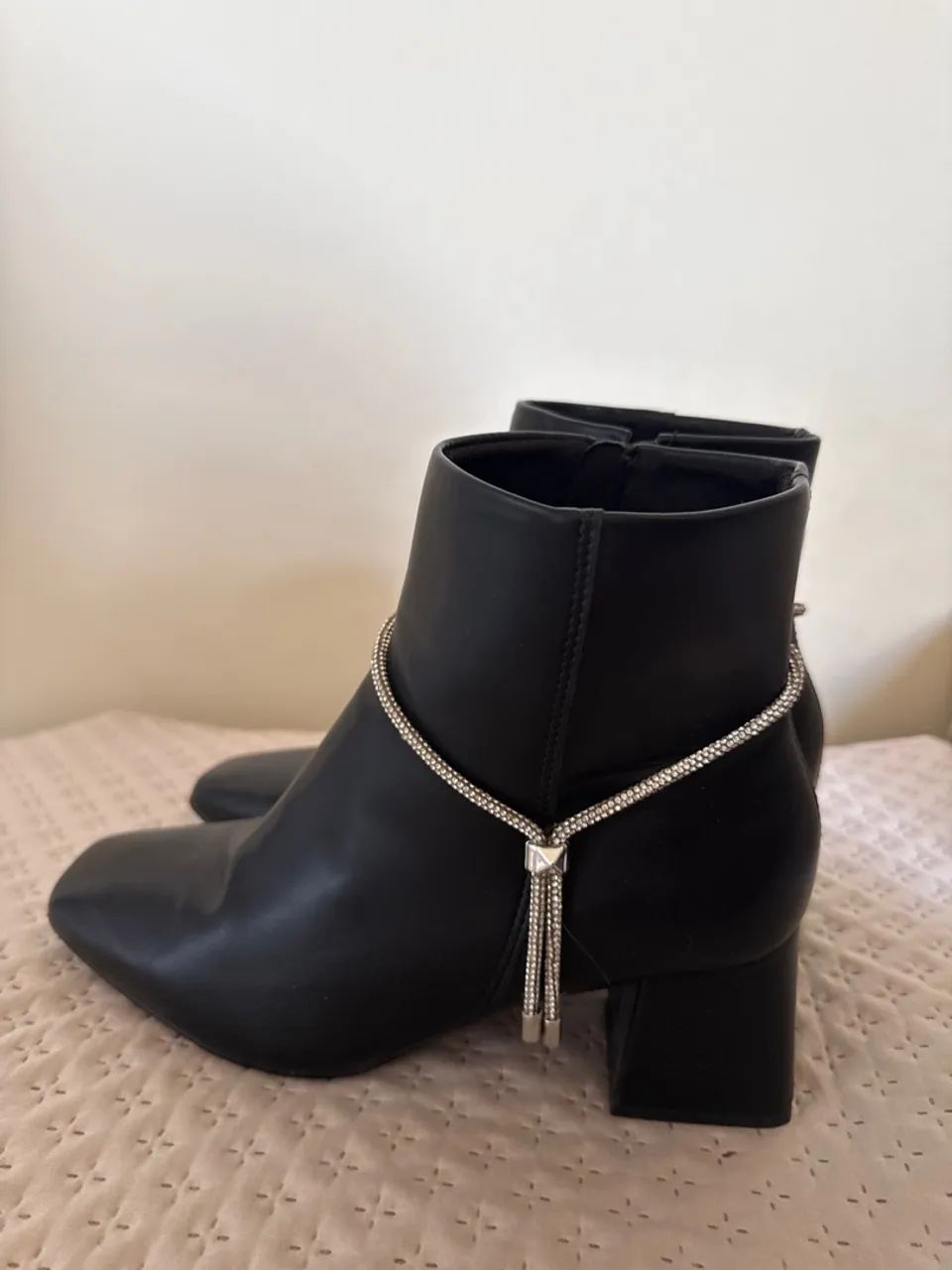 Bota preta 39