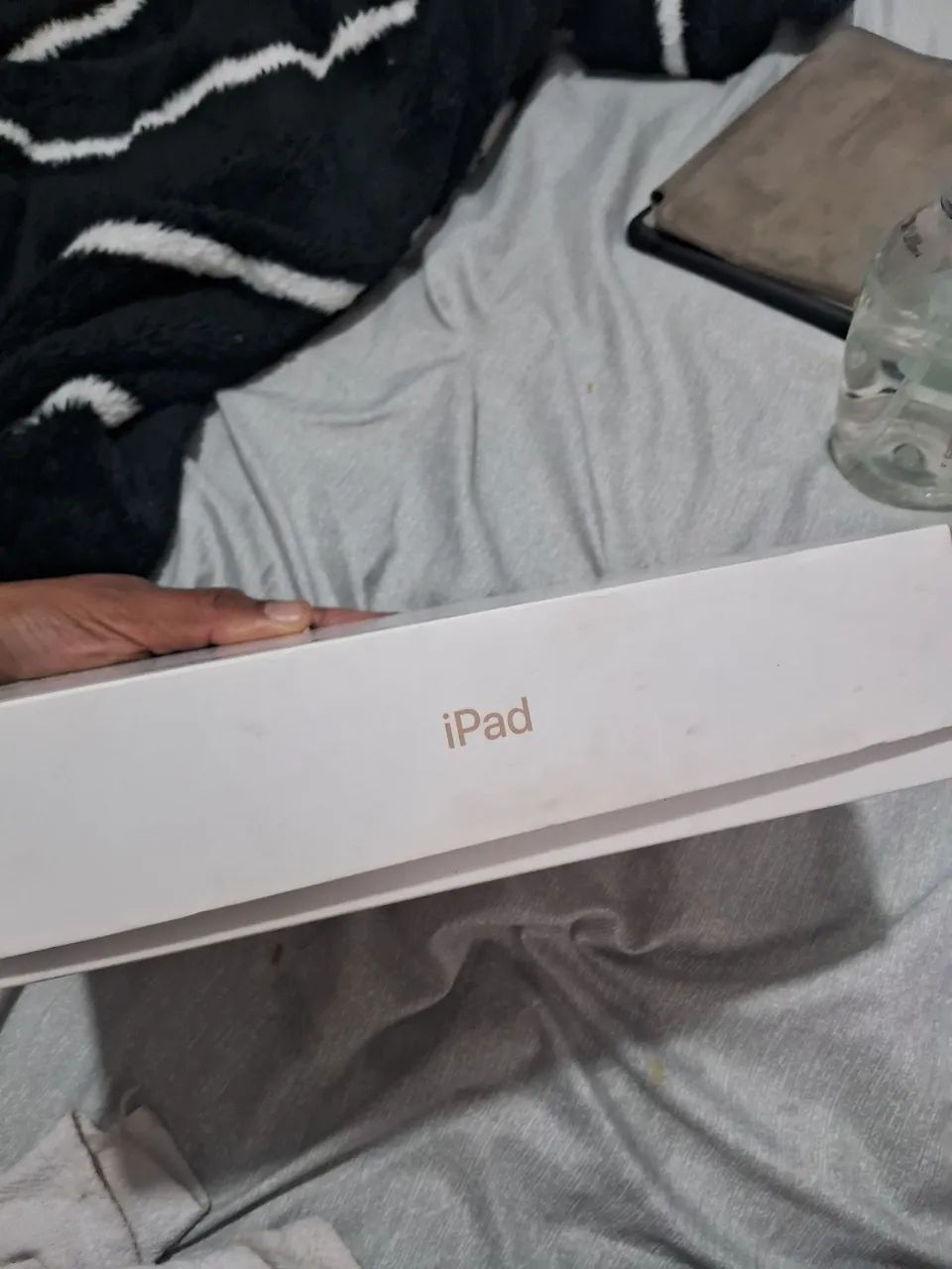 APPLE IPAD 8 GERAÇÃO TELA 10.2 POLEGADAS, 32 GB MEMORIA NA CAIXA E VEM COM CAPA - Foto 4
