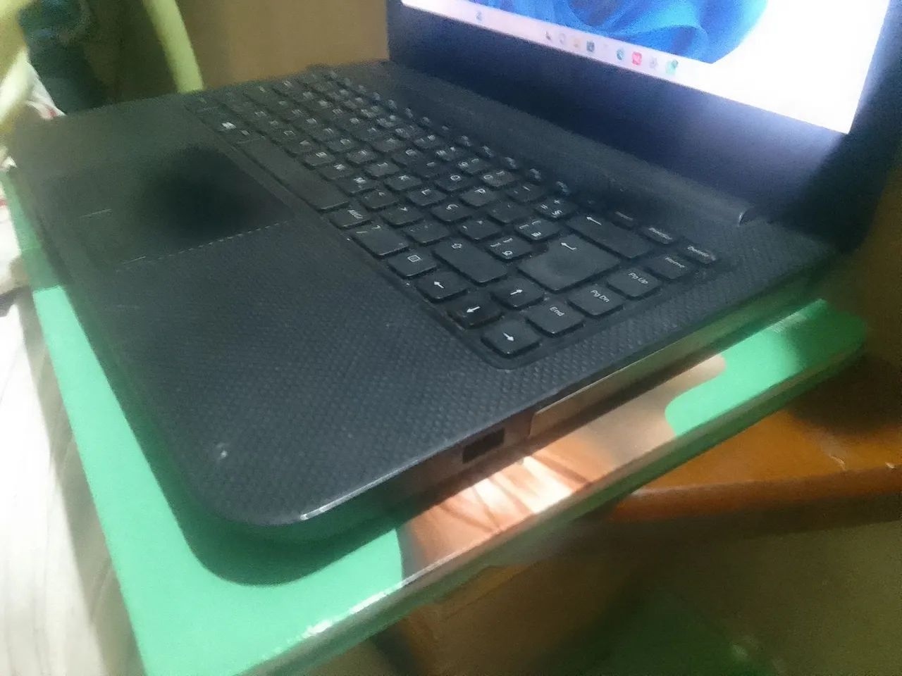 Notebook Dell. I3 . 16gb de RAM. Todo ok!  - Foto 3