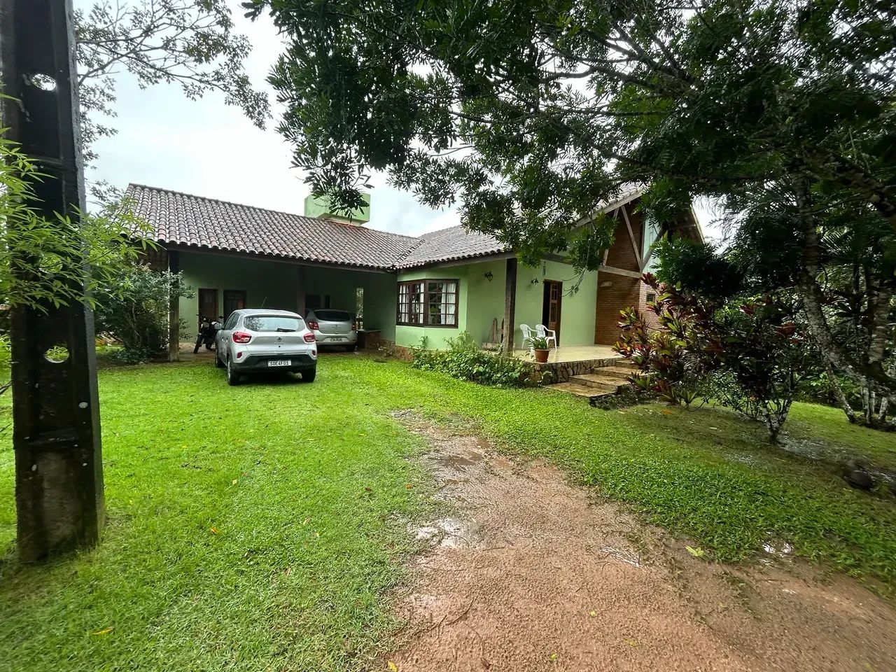 Alugo linda casa em condominio - Foto 4