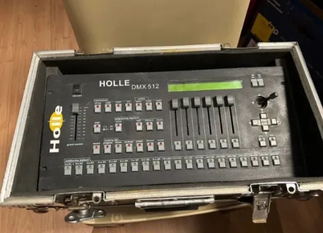 Pilot 2000 Holle Com Joystick Bivolt Passivo - Mesa Dmx 512 Canais  - Foto 2