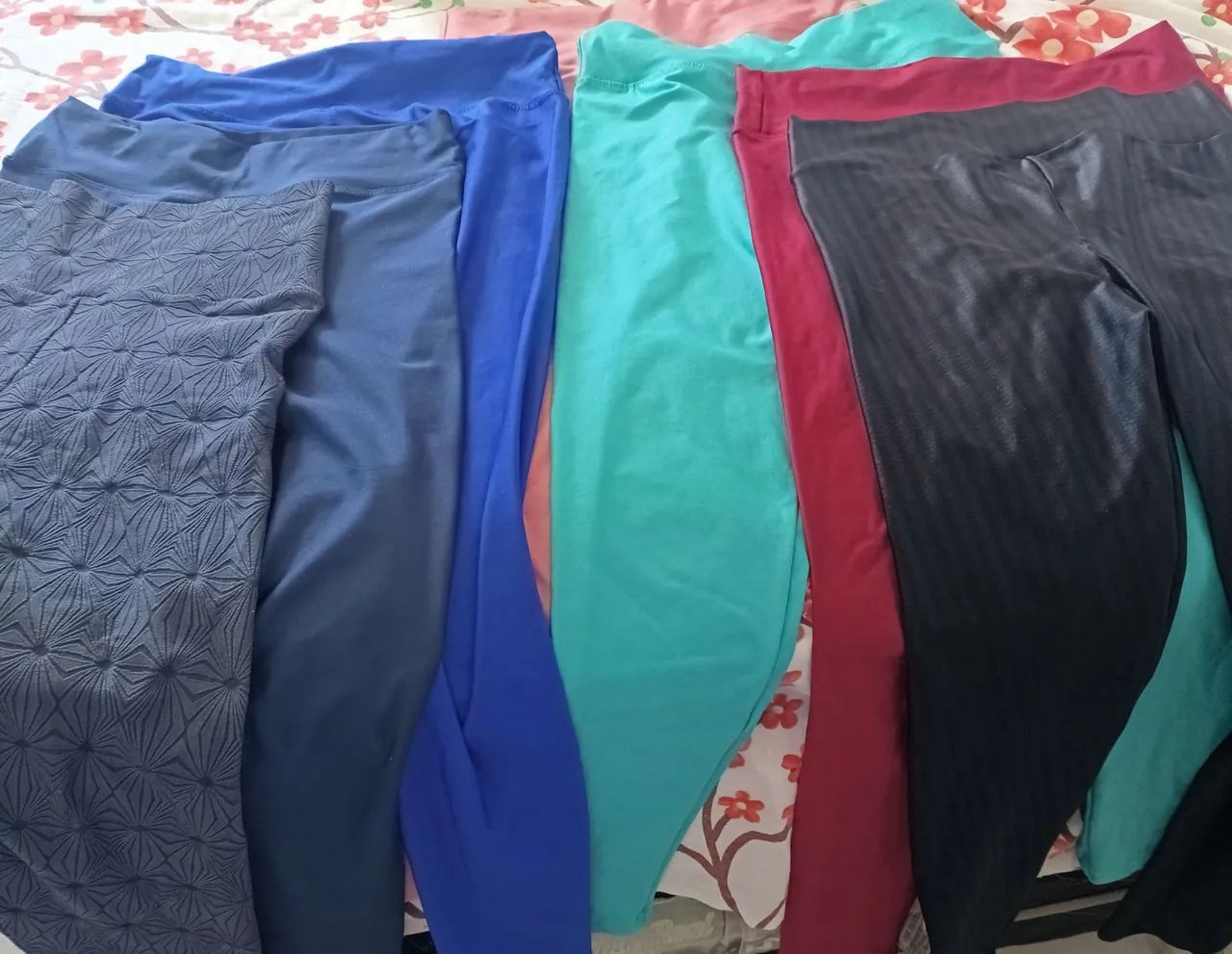 Calça academia semi nova 