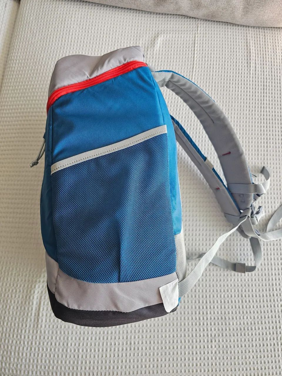 Mochila Térmica Quechua Ice de 20 Litros - Foto 4