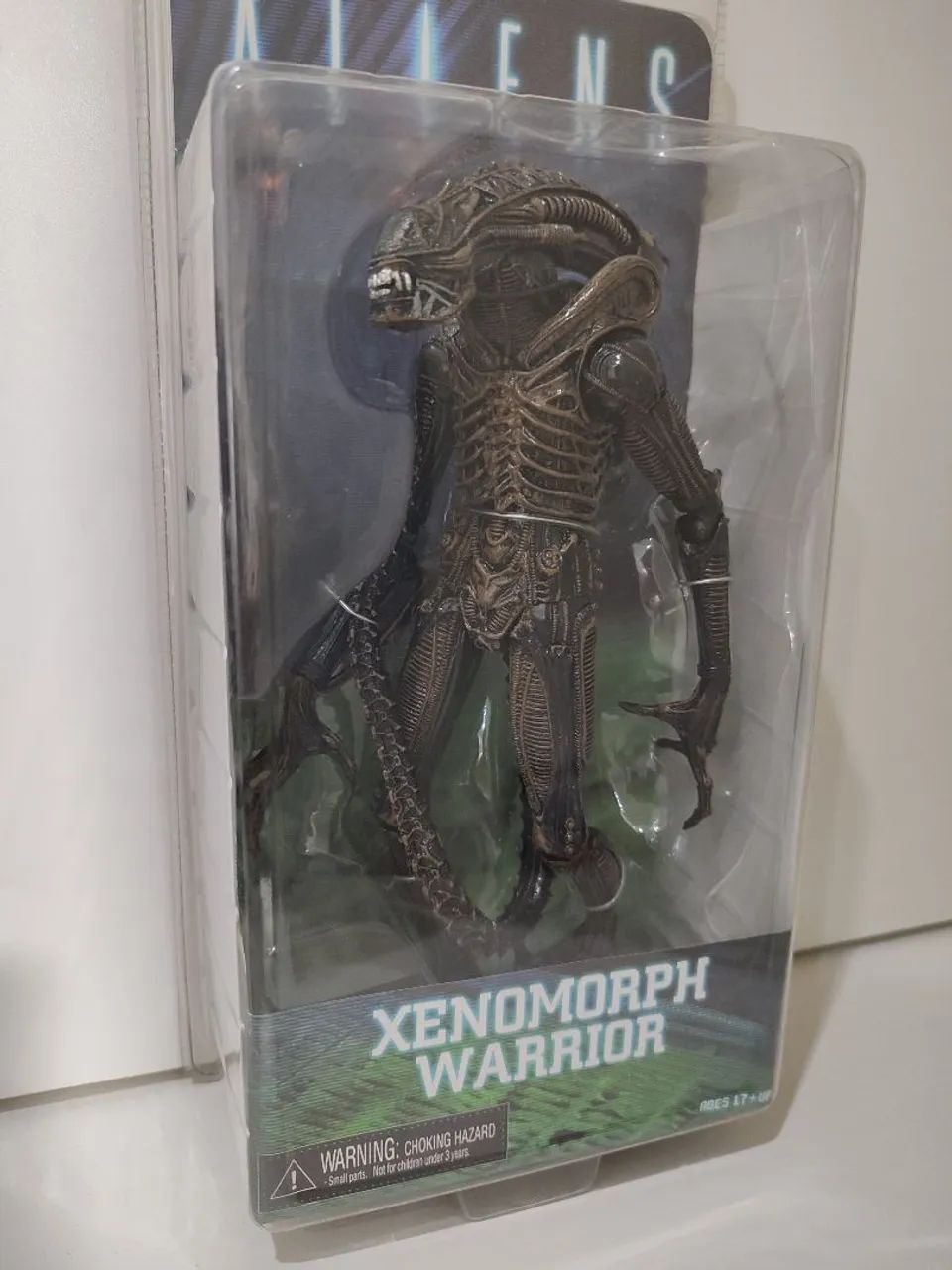 Neca Xenomorph Warrior Marrom Aliens Figura de Ação Colecionável