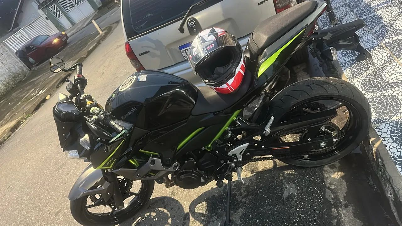 Kawasaki  - Foto 3