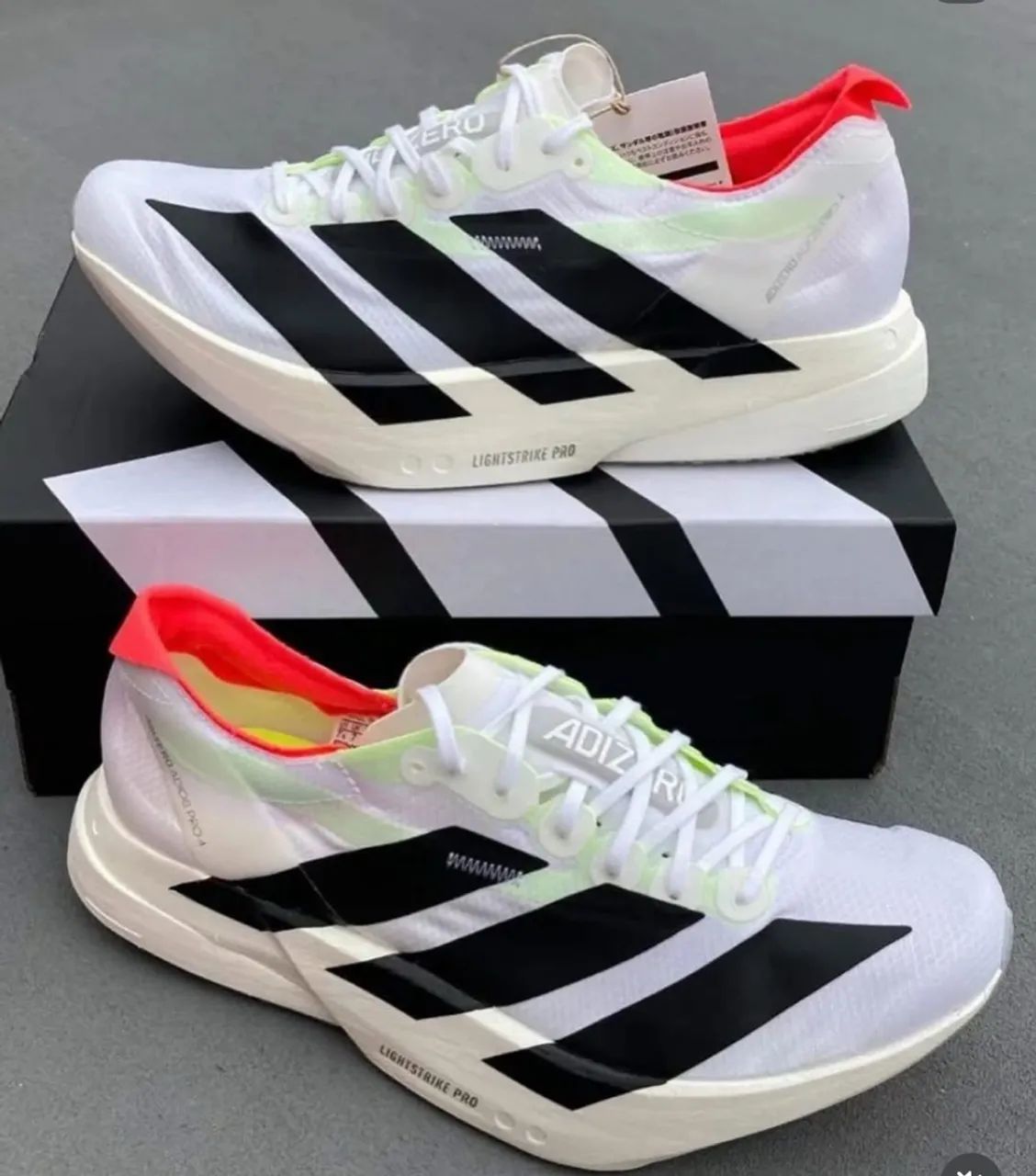 Tênis adidas pro 4 
