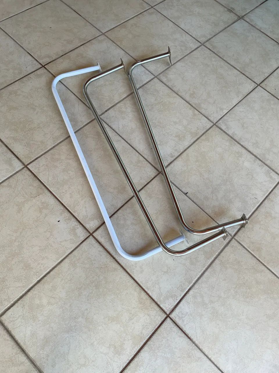 Arara de parede