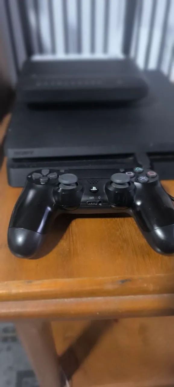 vendo um PlayStation 4 - Foto 2