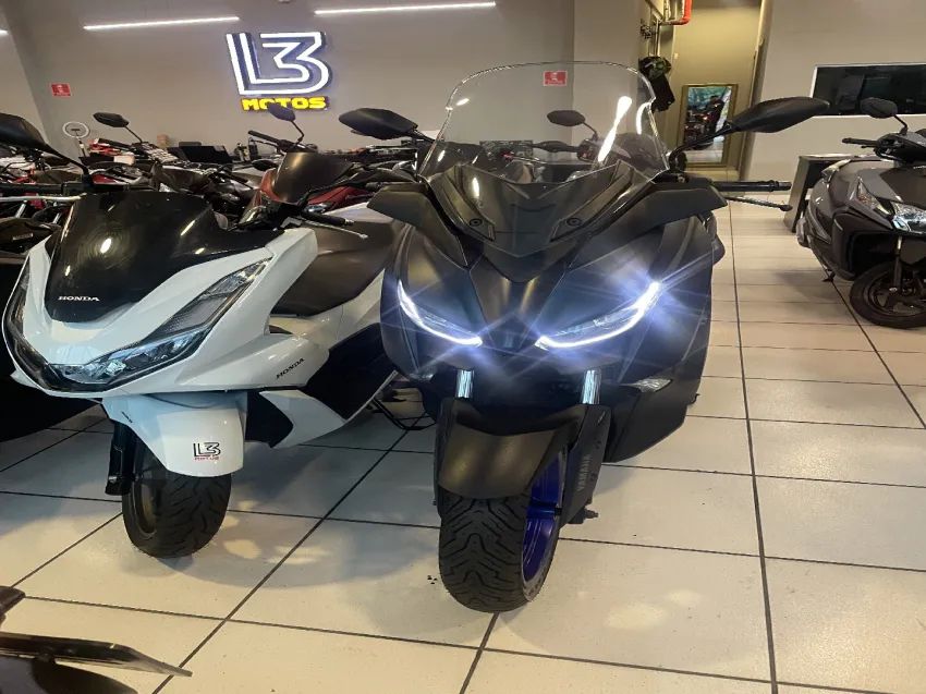 YAMAHA XMAX 250 ABS - Foto 2
