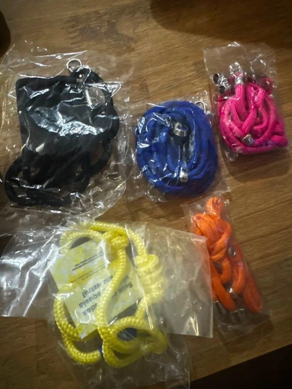 Cordão de segurança de celular