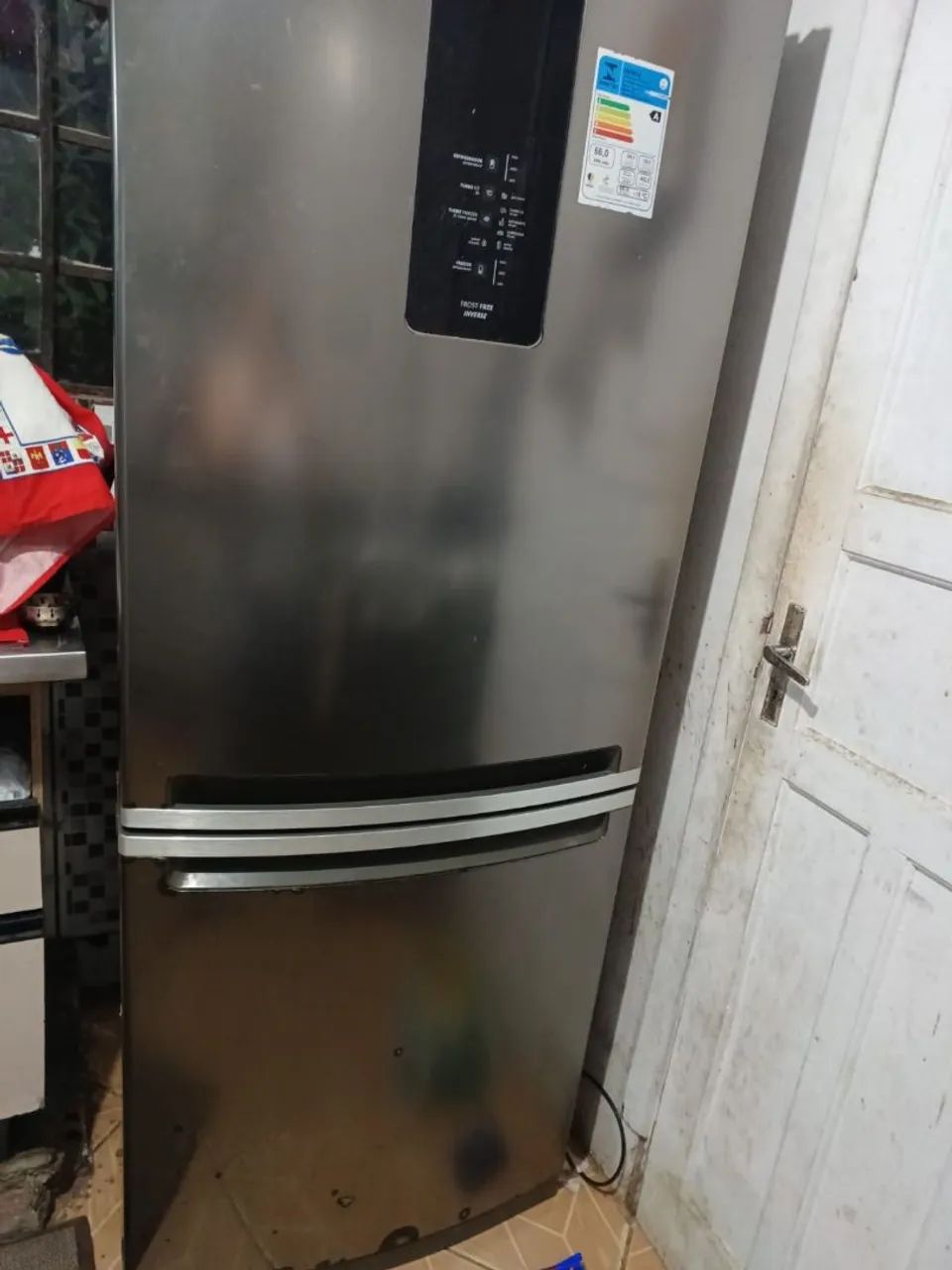 Geladeira com defeito  - Foto 4