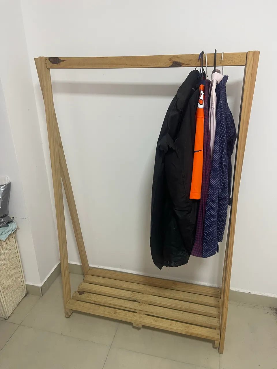 Arara cabideiro para roupas - Foto 3