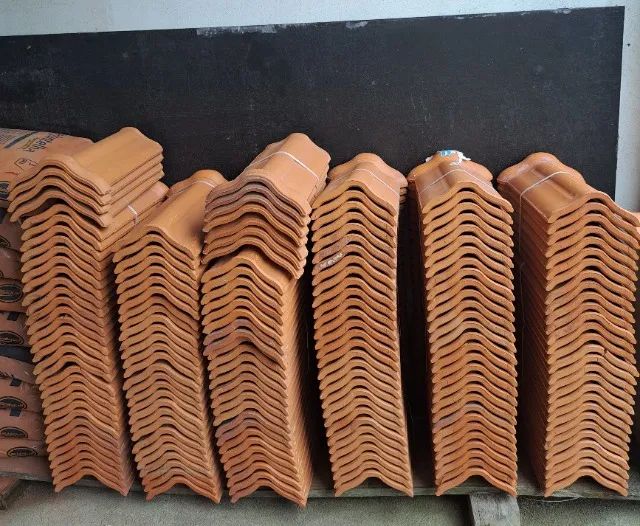 Telhão cumeeira e argamassa Rejuntelha