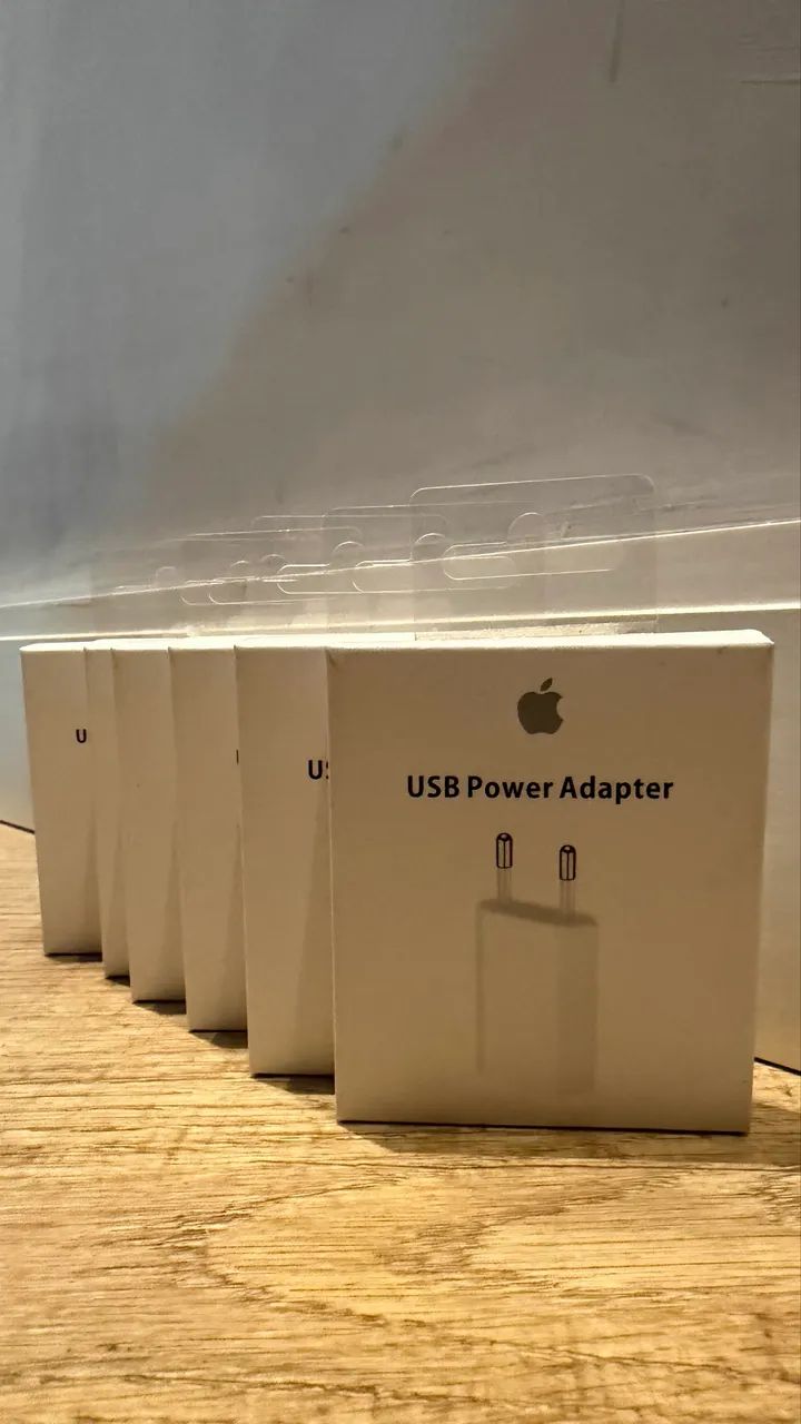 Lote de carregadores USB para iPhone e genéricos | Queima de estoque