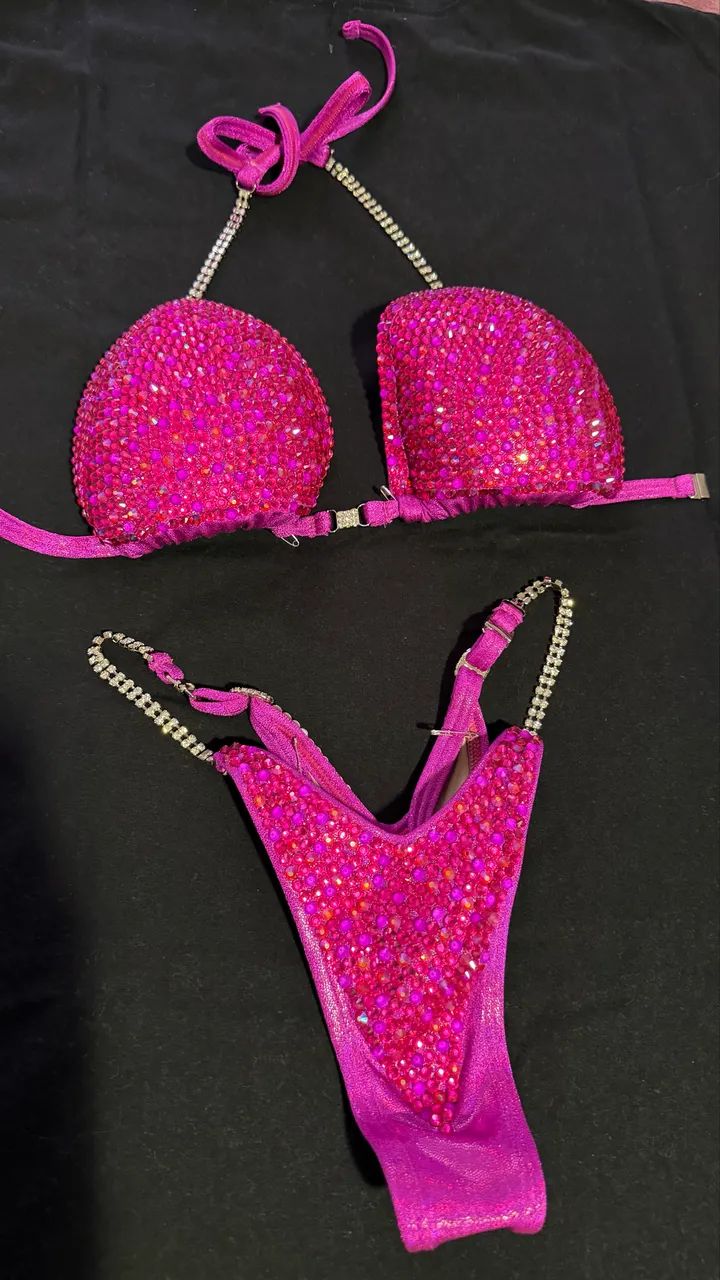 Kit com 2 Biquínis de Competição NPC - Nunca Usados - Azul e Rosa - Foto 2