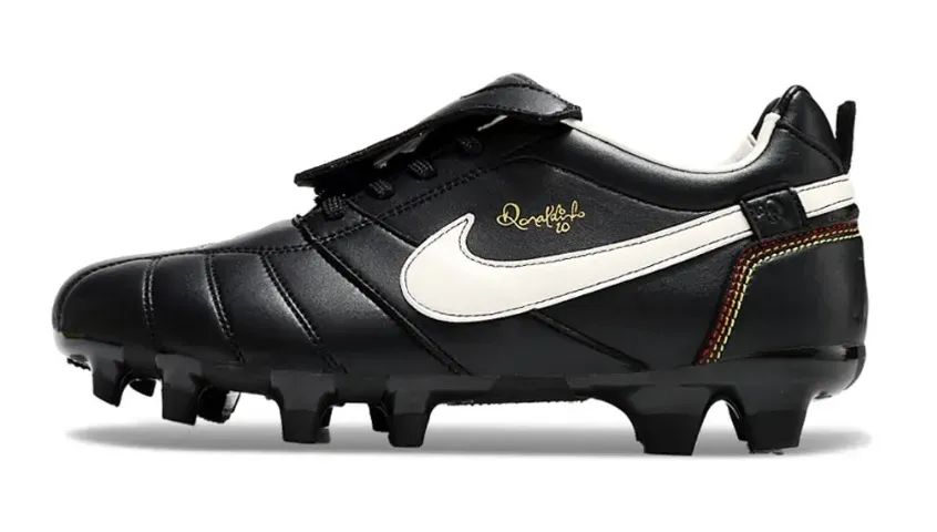 chuteira Nike tiempo legend 10R retrô preta Ronaldinho Gaúcho