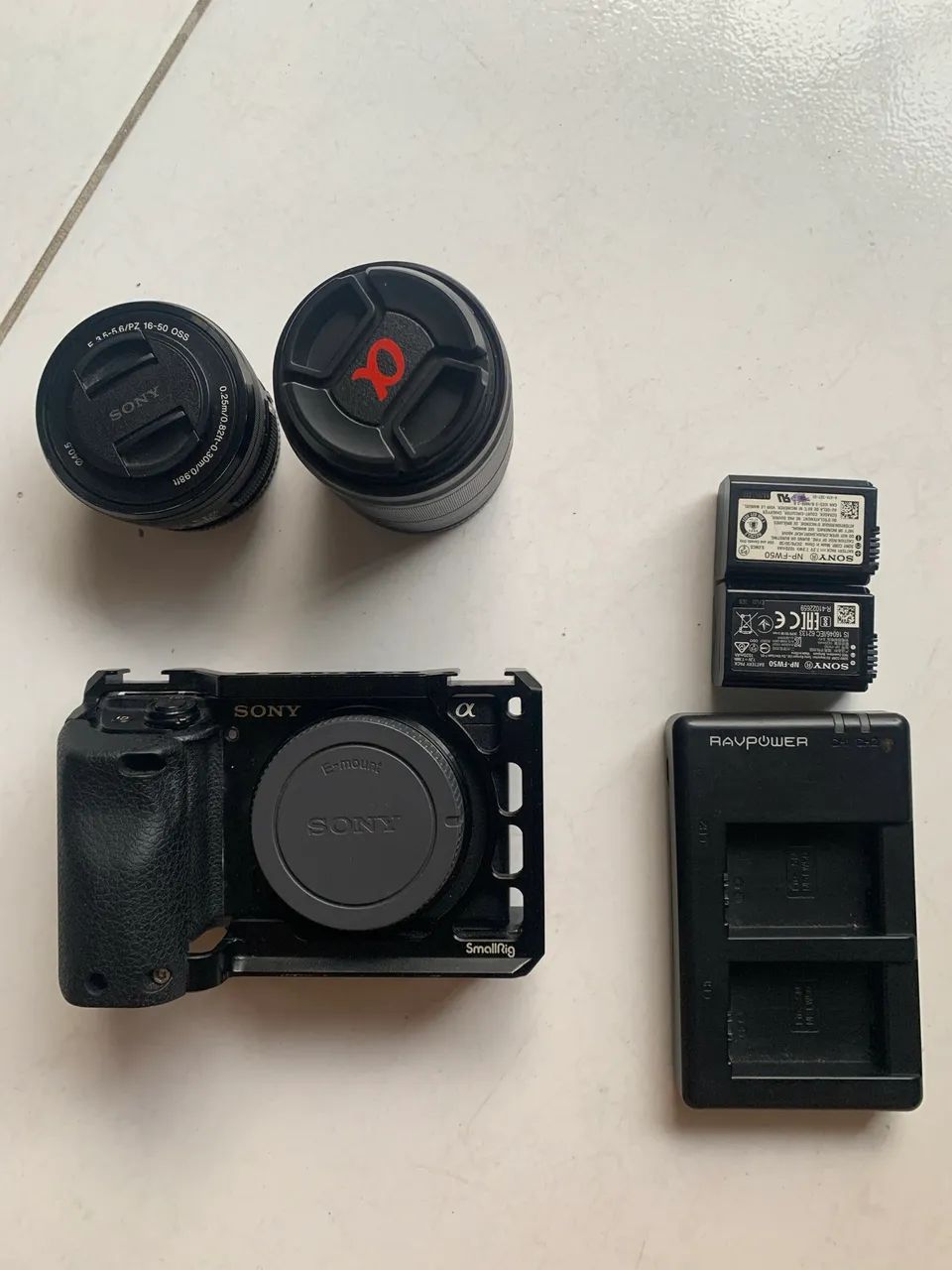 Sony a6300 e acessórios 