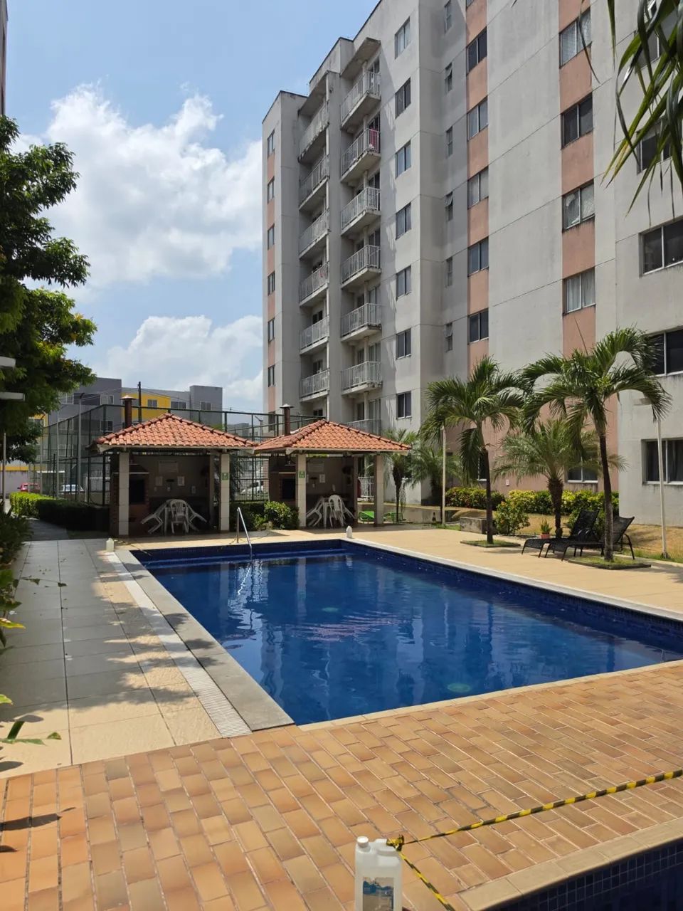 Cond. Vitalli com 2 Qrts e 1 suite -Alvorada 