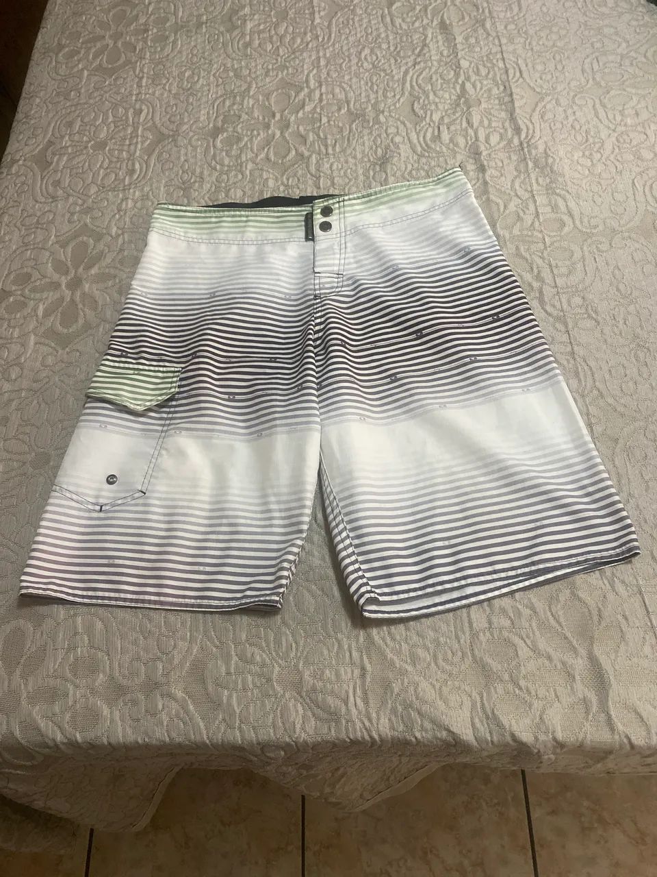 Bermuda para praia